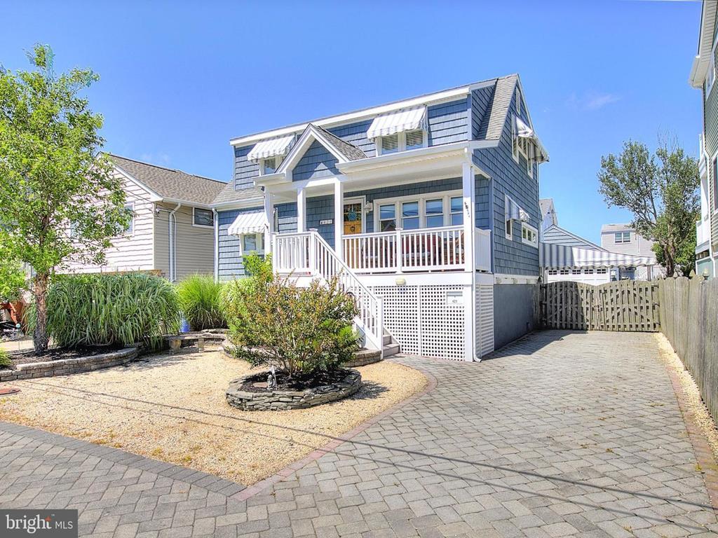 421 2nd Street, Beach Haven