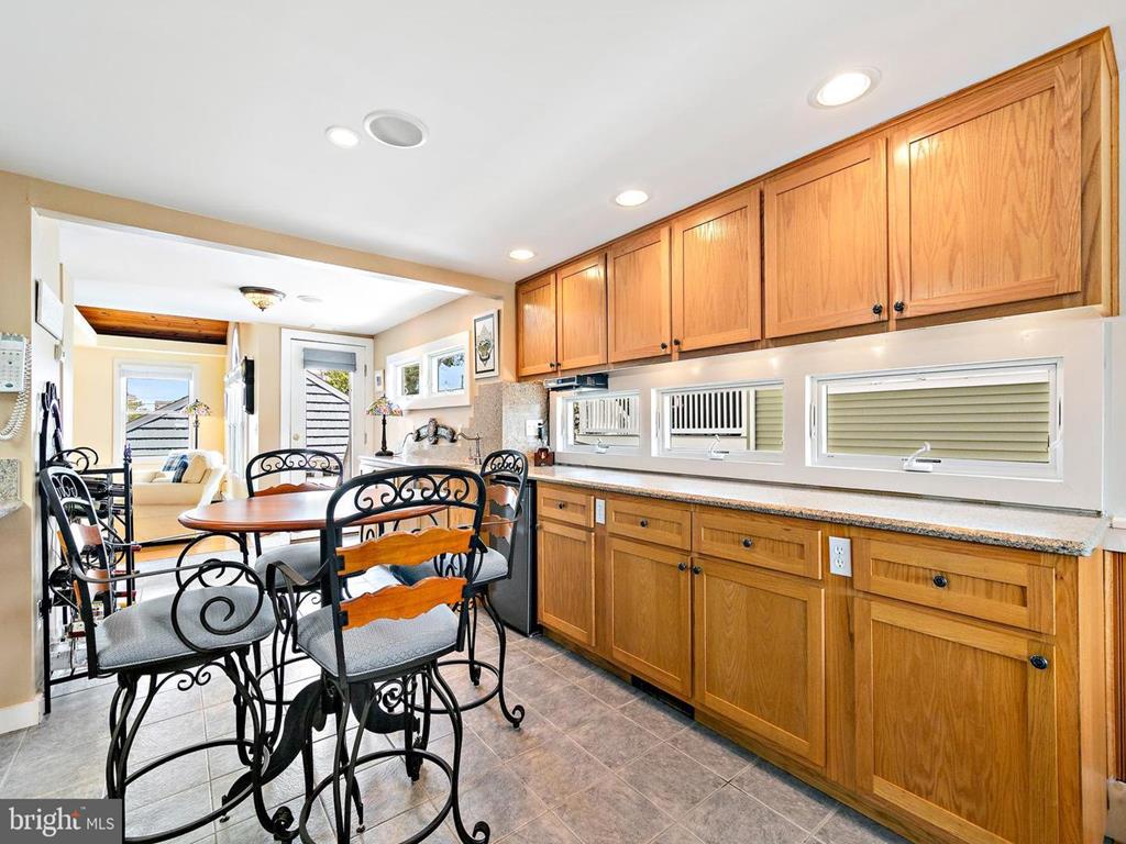 421 2nd Street, Beach Haven (Bay Side)