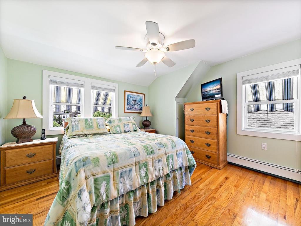 421 2nd Street, Beach Haven (Bay Side)