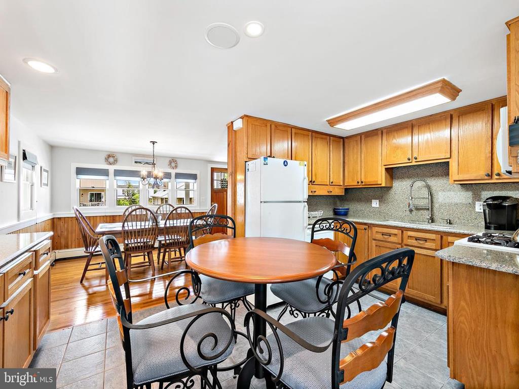 421 2nd Street, Beach Haven (Bay Side)