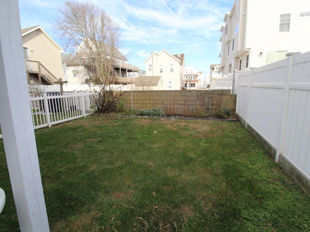 131 44th Street, Sea Isle City (Center)