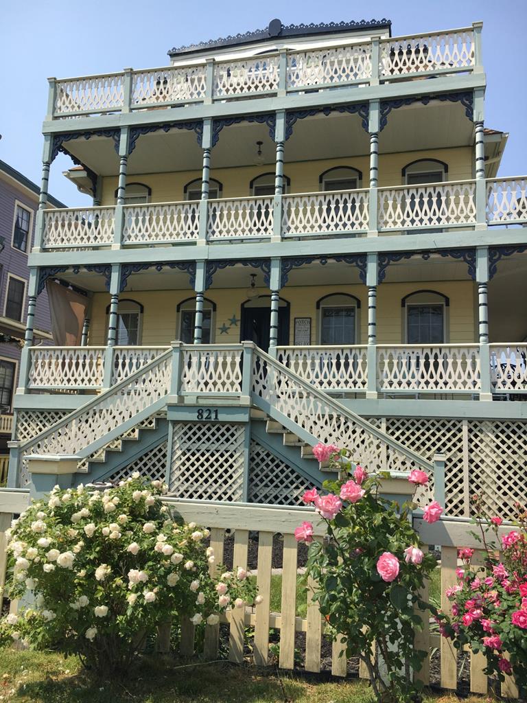 POOL - 821 Stockton Avenue - Whole House | Photo 4