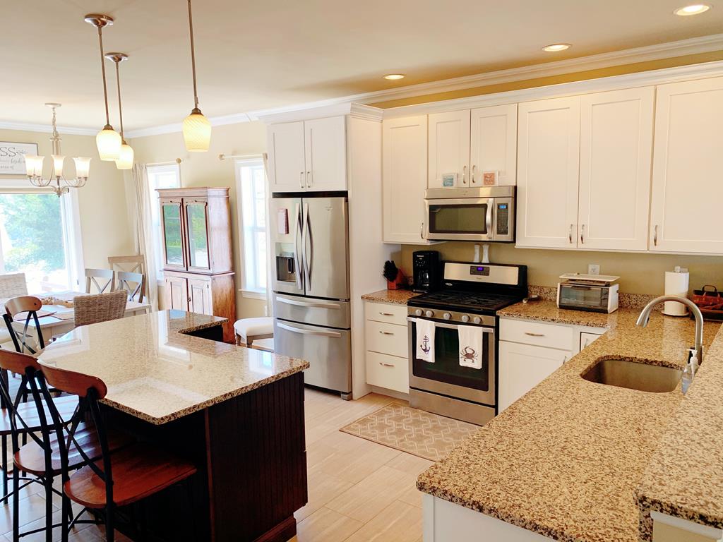 Bayside Beauty | Photo 12