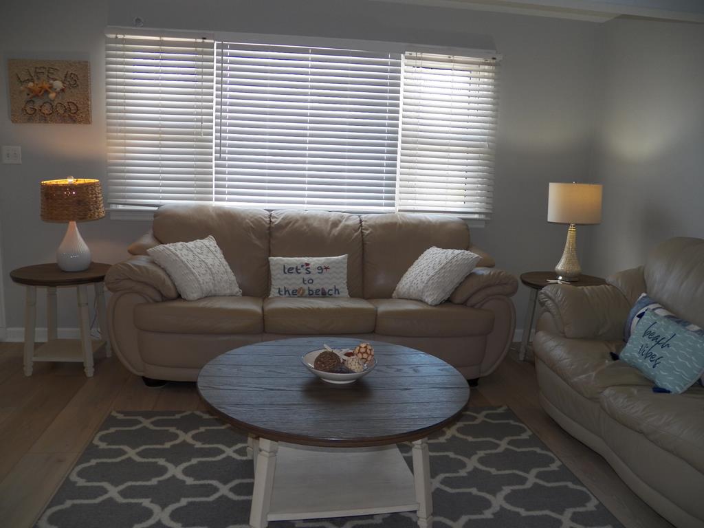 105 65th Street - Picture 