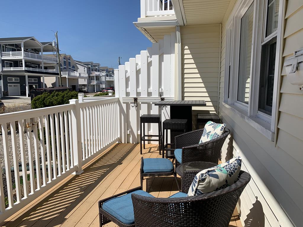 105 65th Street - Picture 