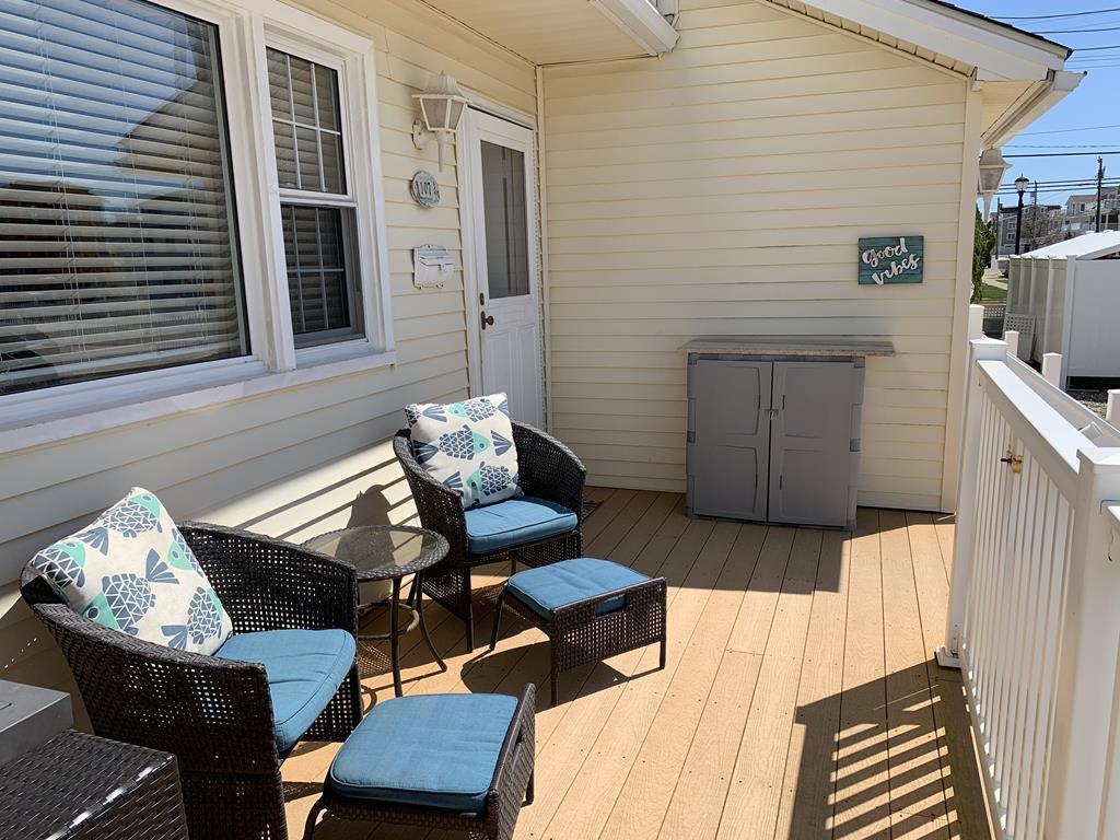 105 65th Street - Picture 