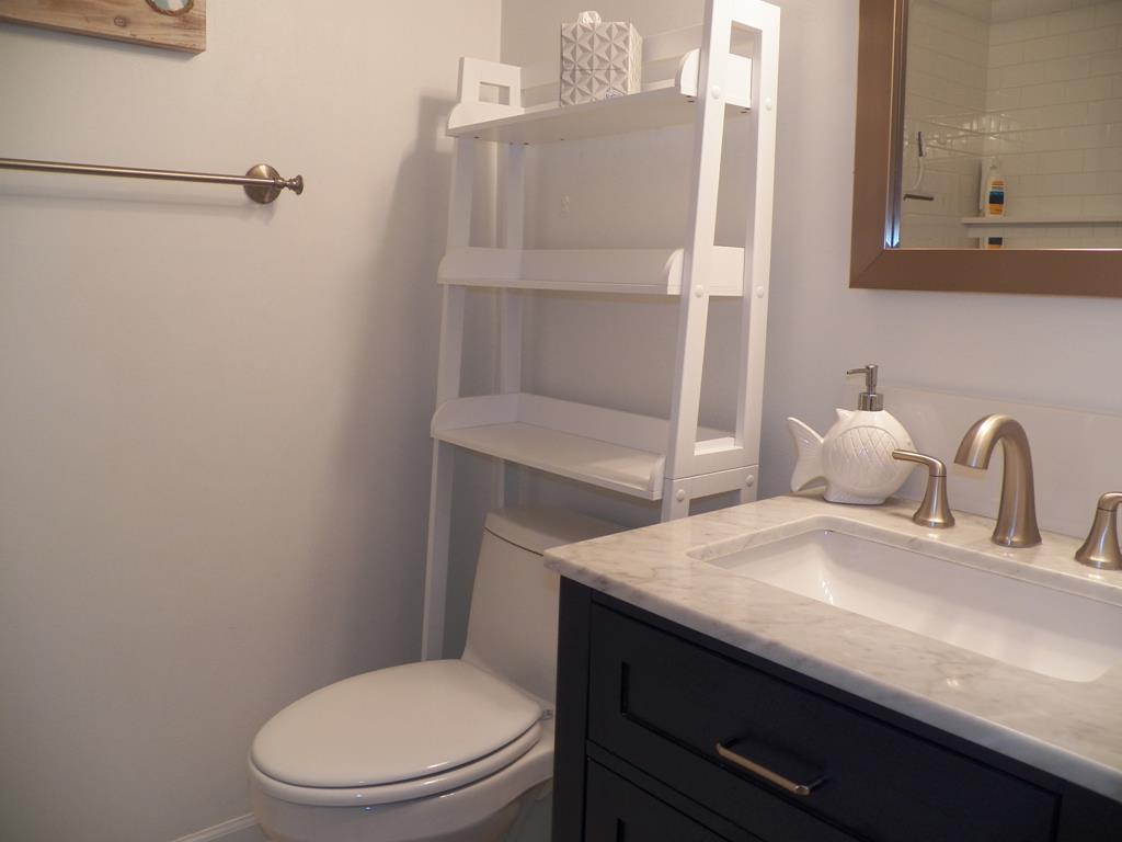 105 65th Street - Picture 