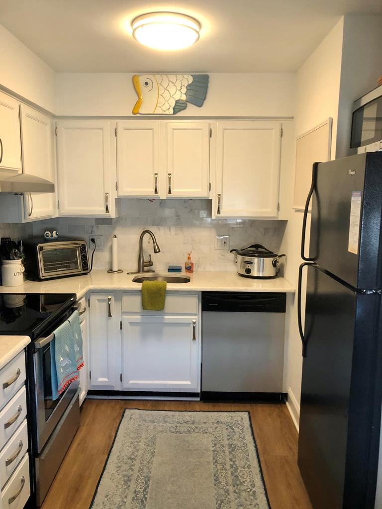 114 37th Street - Picture 