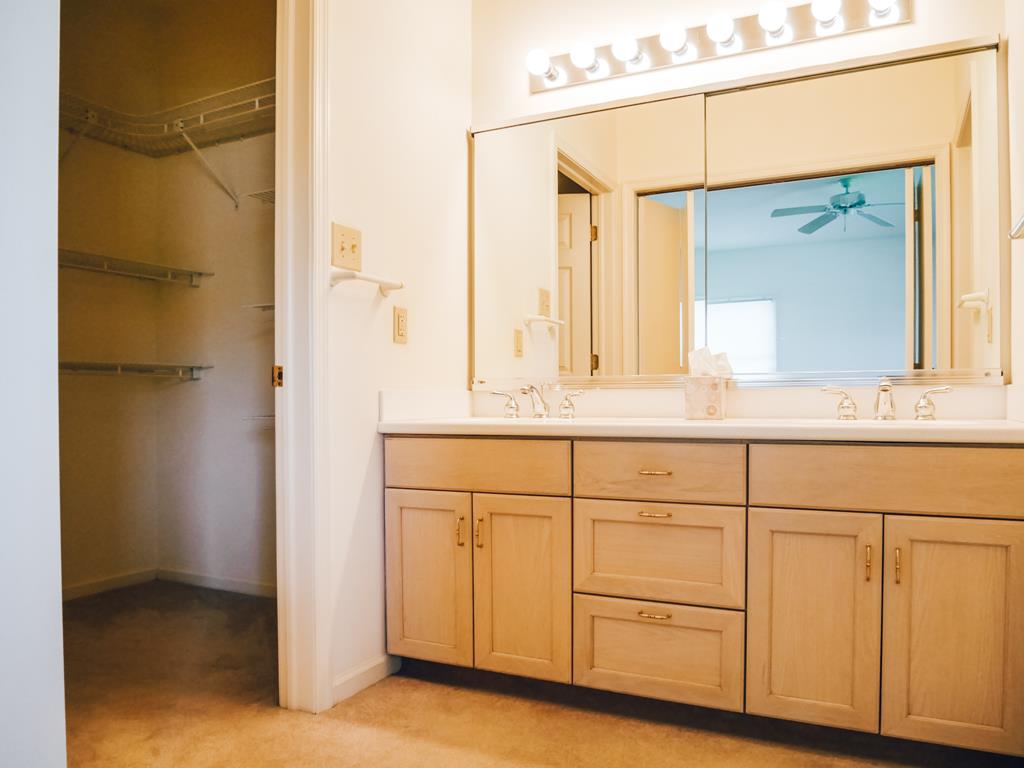 1604 New Jersey Avenue | Photo 15