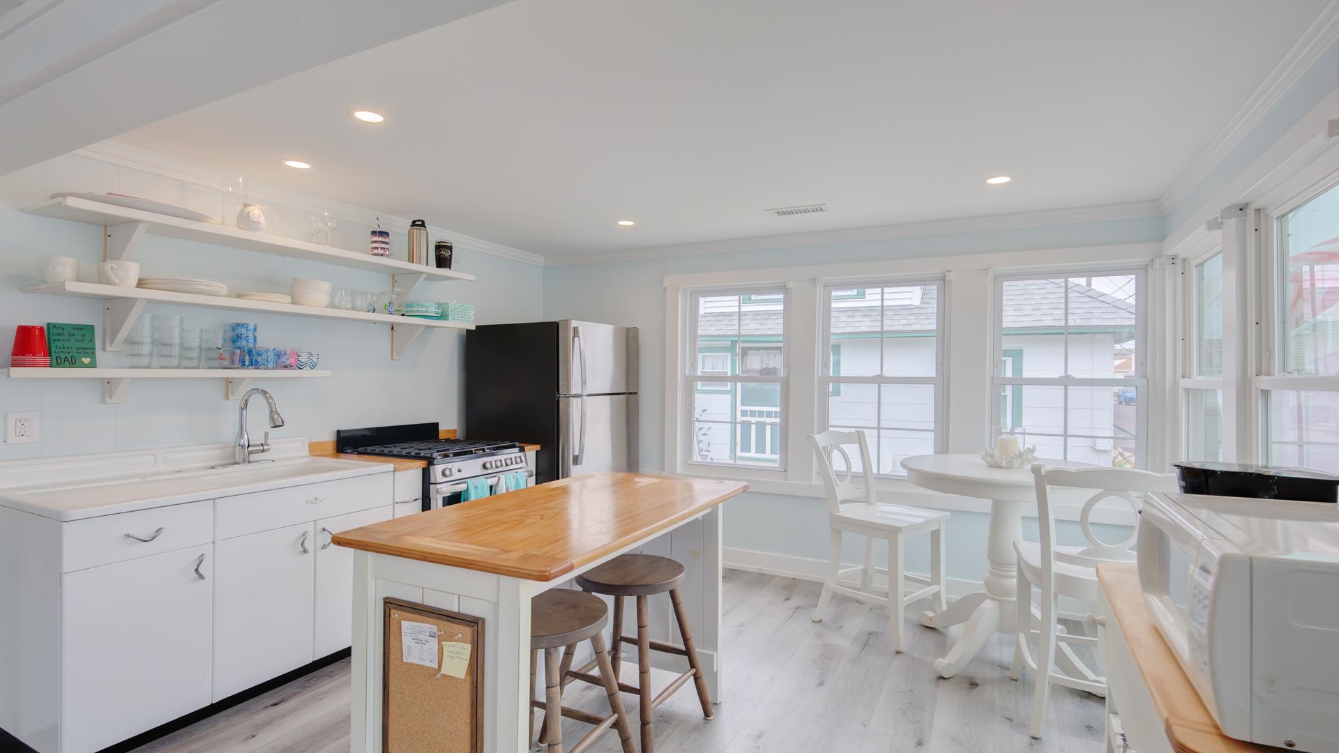 30 Weber Court, Stone Harbor (Mid-Island)