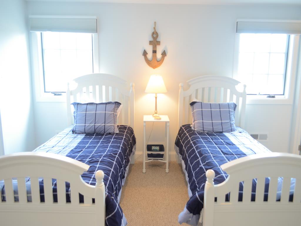 Fantastic location - 4 bedroom home | Photo 19