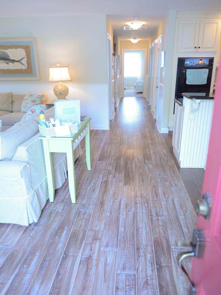 Fantastic location - 4 bedroom home | Photo 4