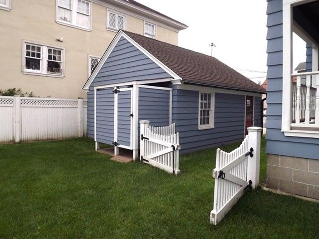 Fantastic location - 4 bedroom home | Photo 25