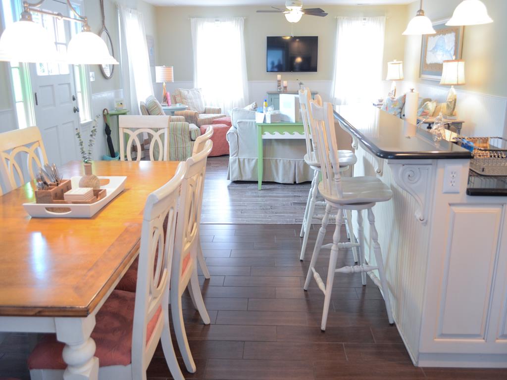 Fantastic location - 4 bedroom home | Photo 5