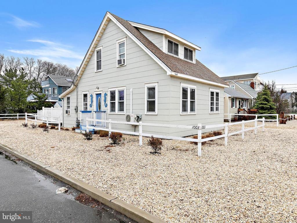 1003 N. Central Avenue, Surf City (Bay Side)