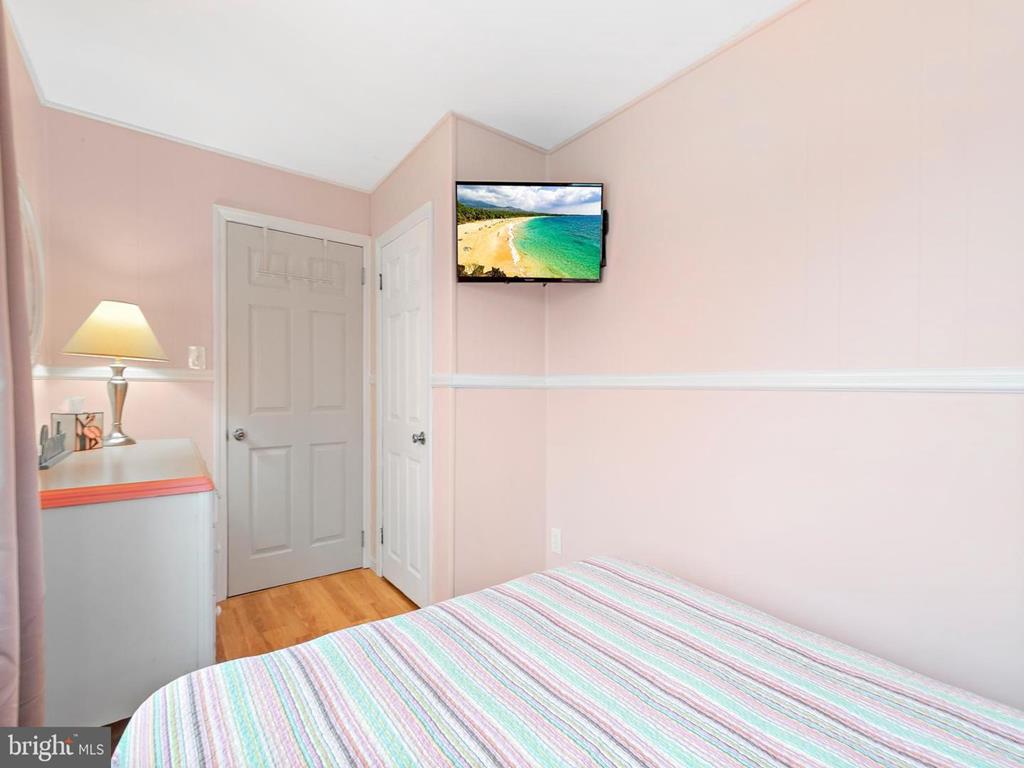 1003 N. Central Avenue, Surf City (Bay Side)