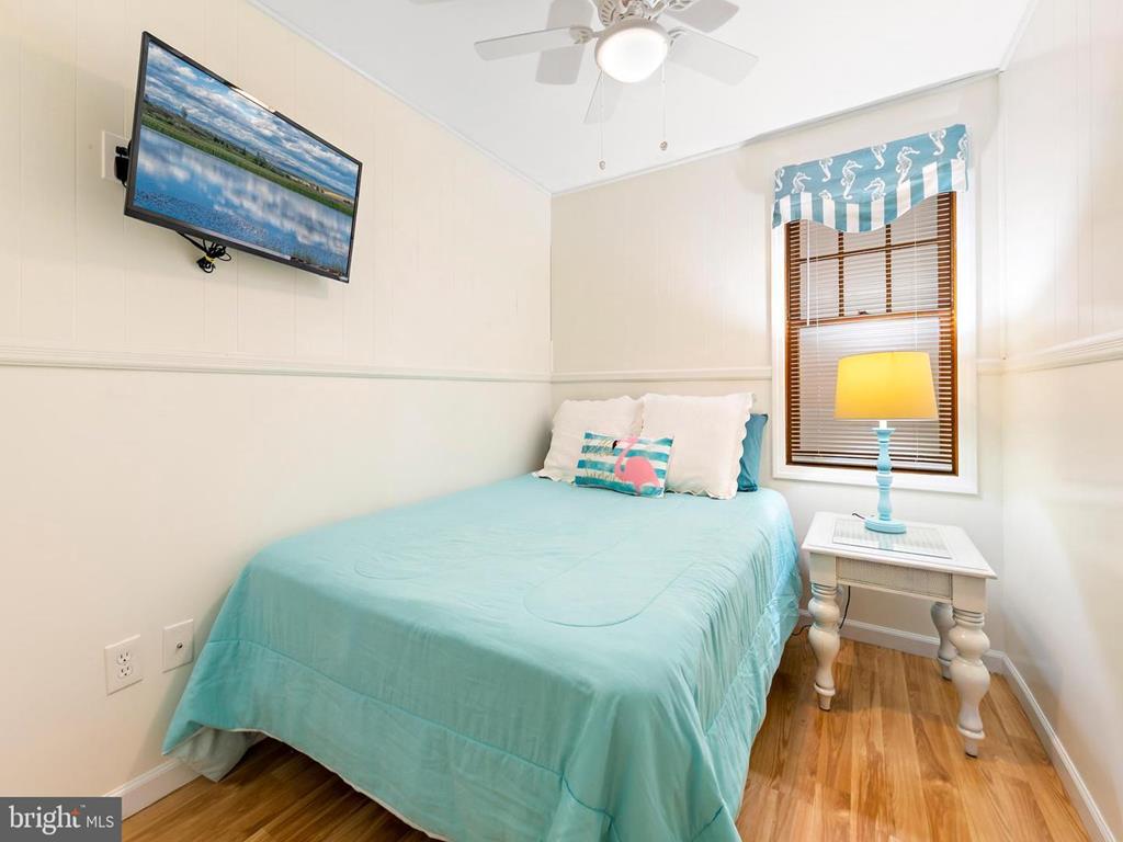 1003 N. Central Avenue, Surf City (Bay Side)