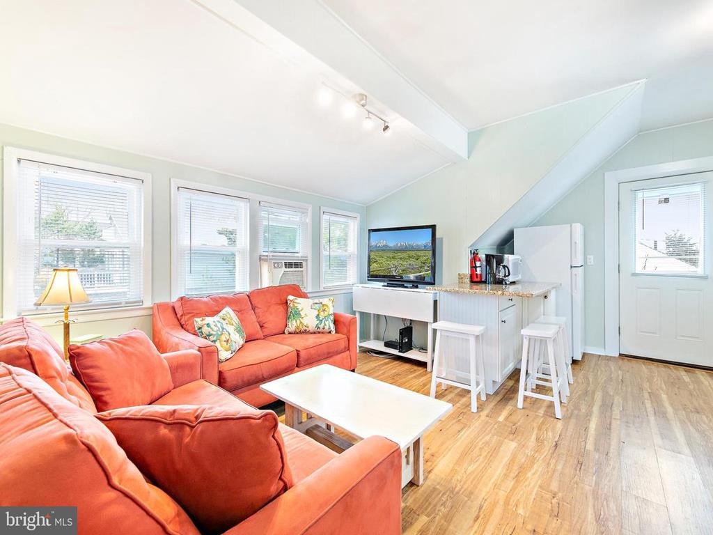 1003 N. Central Avenue, Surf City (Bay Side)