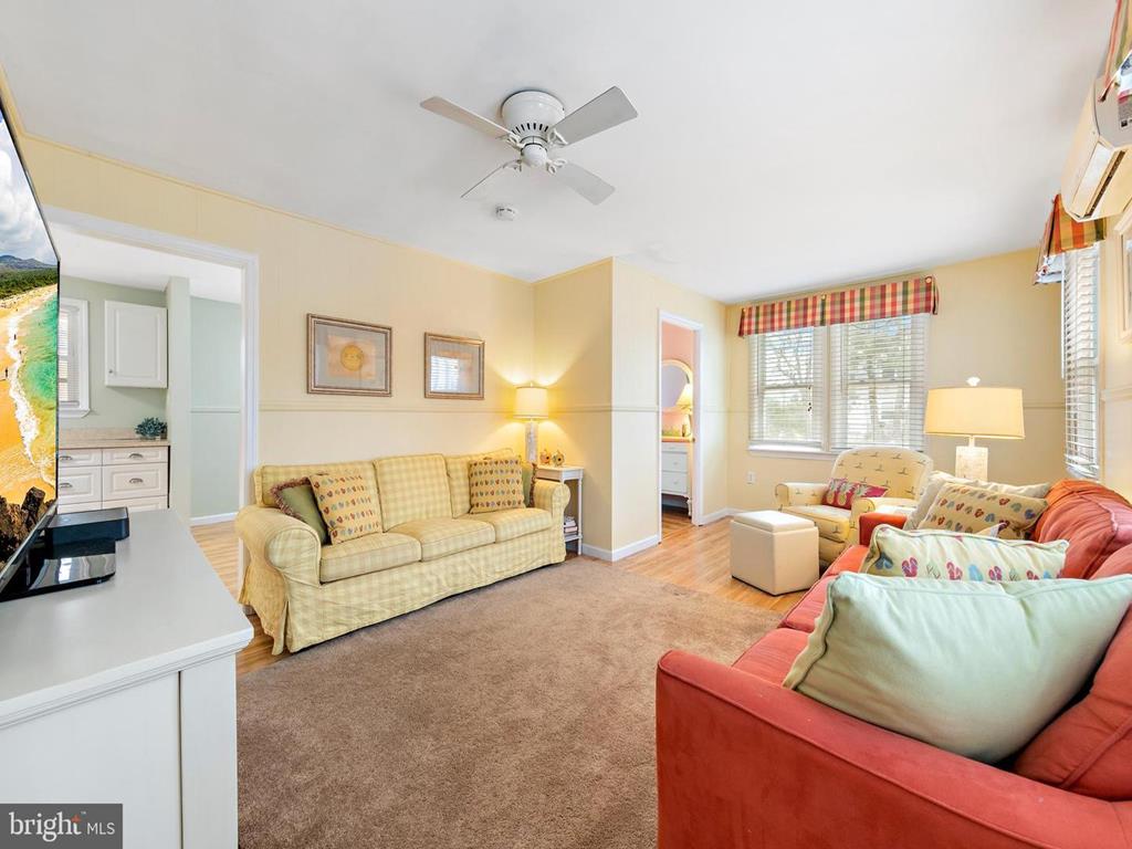 1003 N. Central Avenue, Surf City (Bay Side)