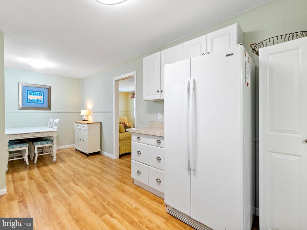 1003 N. Central Avenue, Surf City (Bay Side)