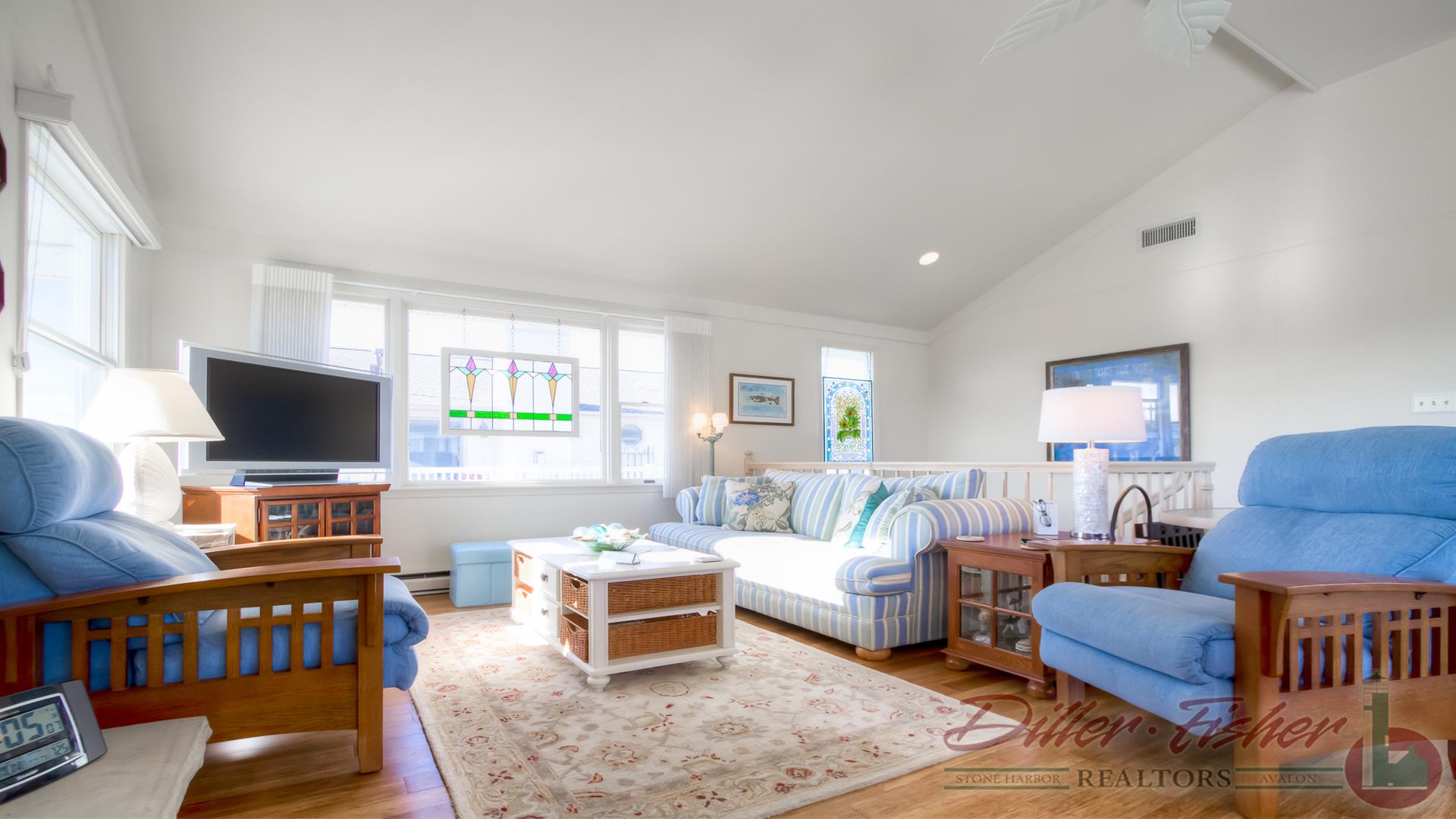 126 110th Street, Stone Harbor (Mid-Island) - Picture 4