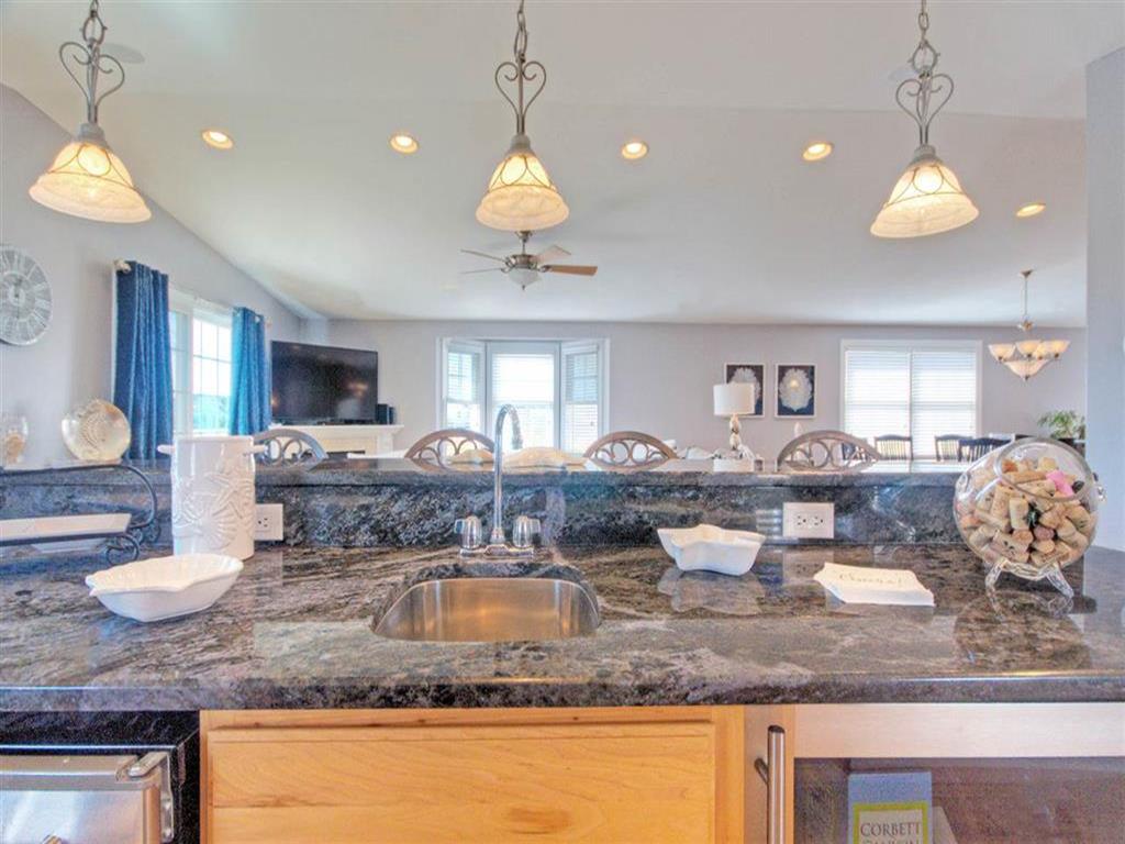 8208 Landis Avenue, Sea Isle City (Center)
