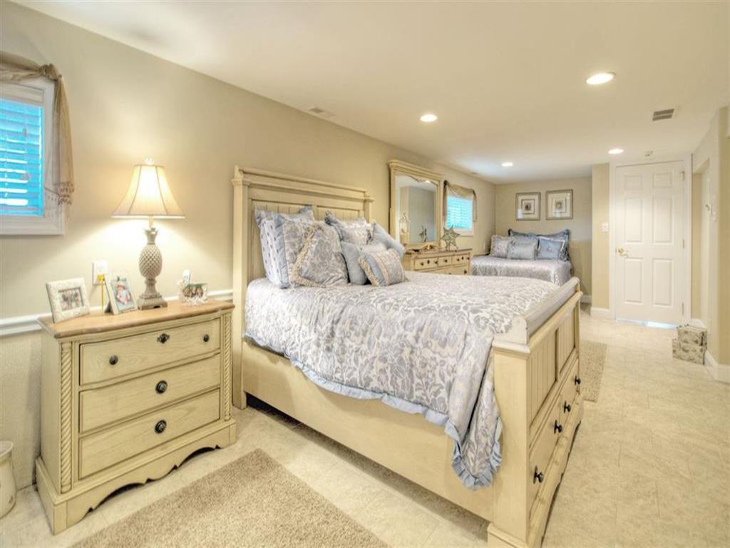 8208 Landis Avenue, Sea Isle City (Center)