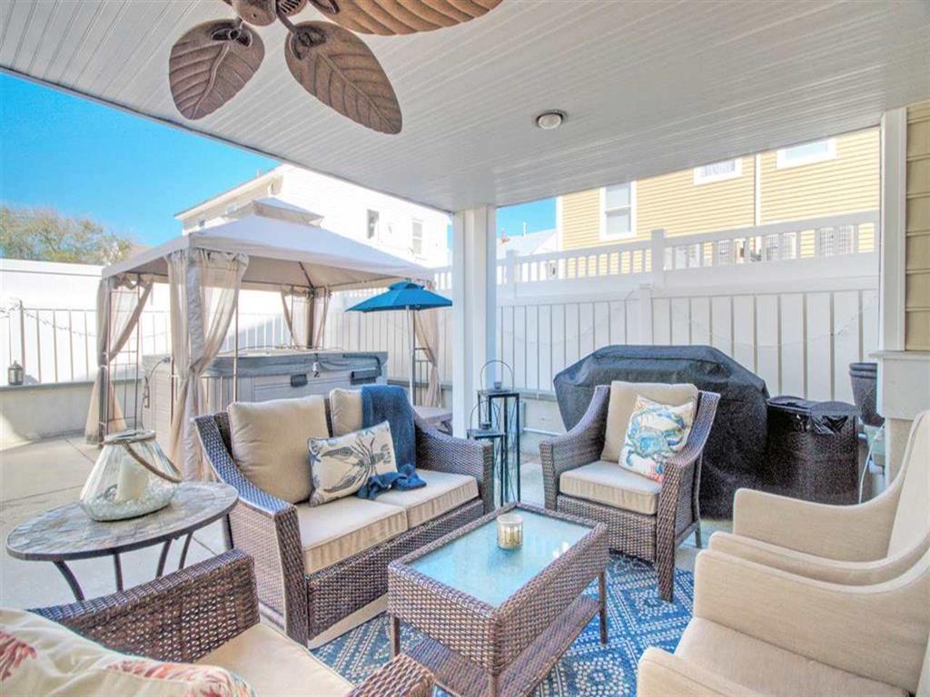 8208 Landis Avenue, Sea Isle City (Center)