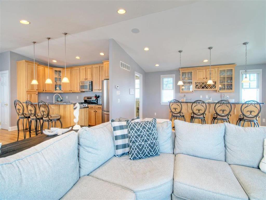 8208 Landis Avenue, Sea Isle City (Center)