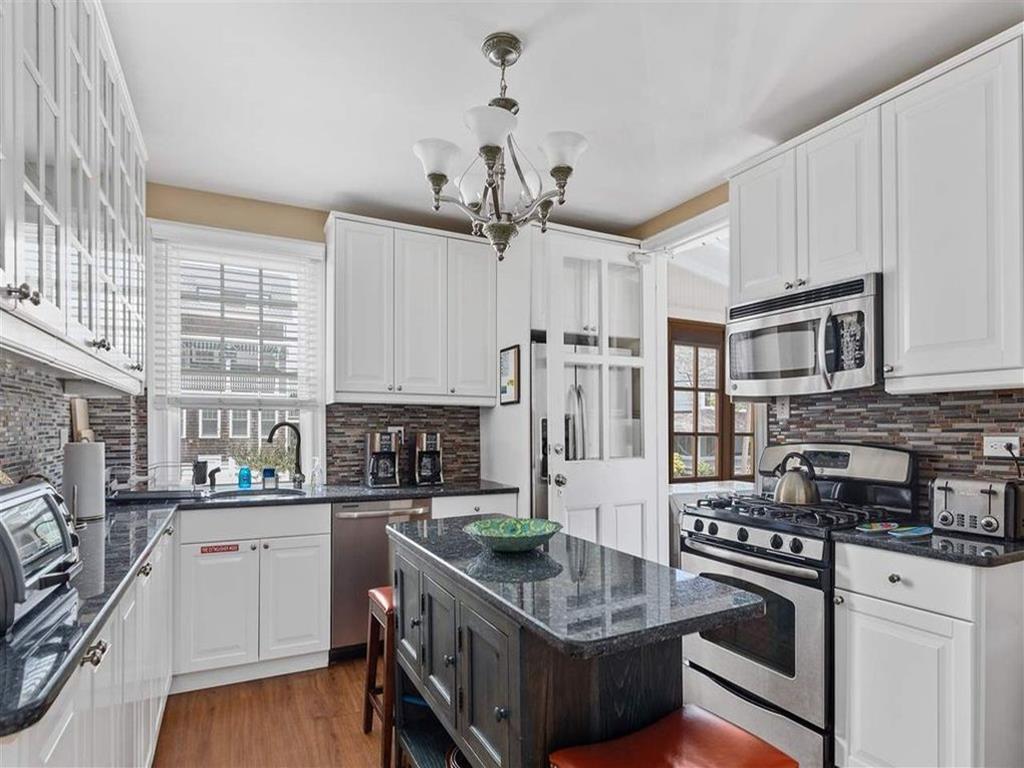 19 Jefferson Street | Photo 11