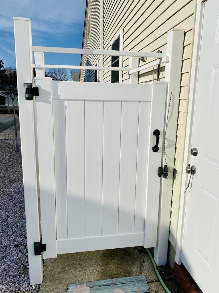 Quiet Quad - 1351 Vermont Ave - Unit A | Photo 16