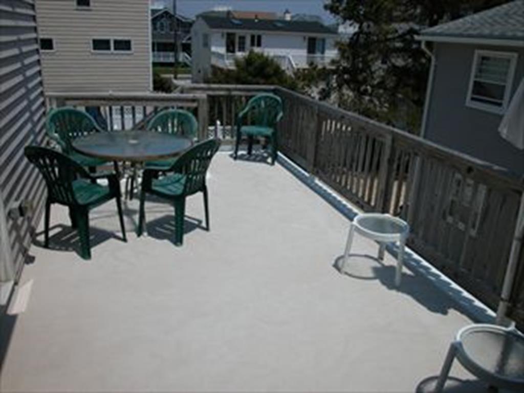 105 E 28th Street, Beach Haven Gardens (Ocean Side)