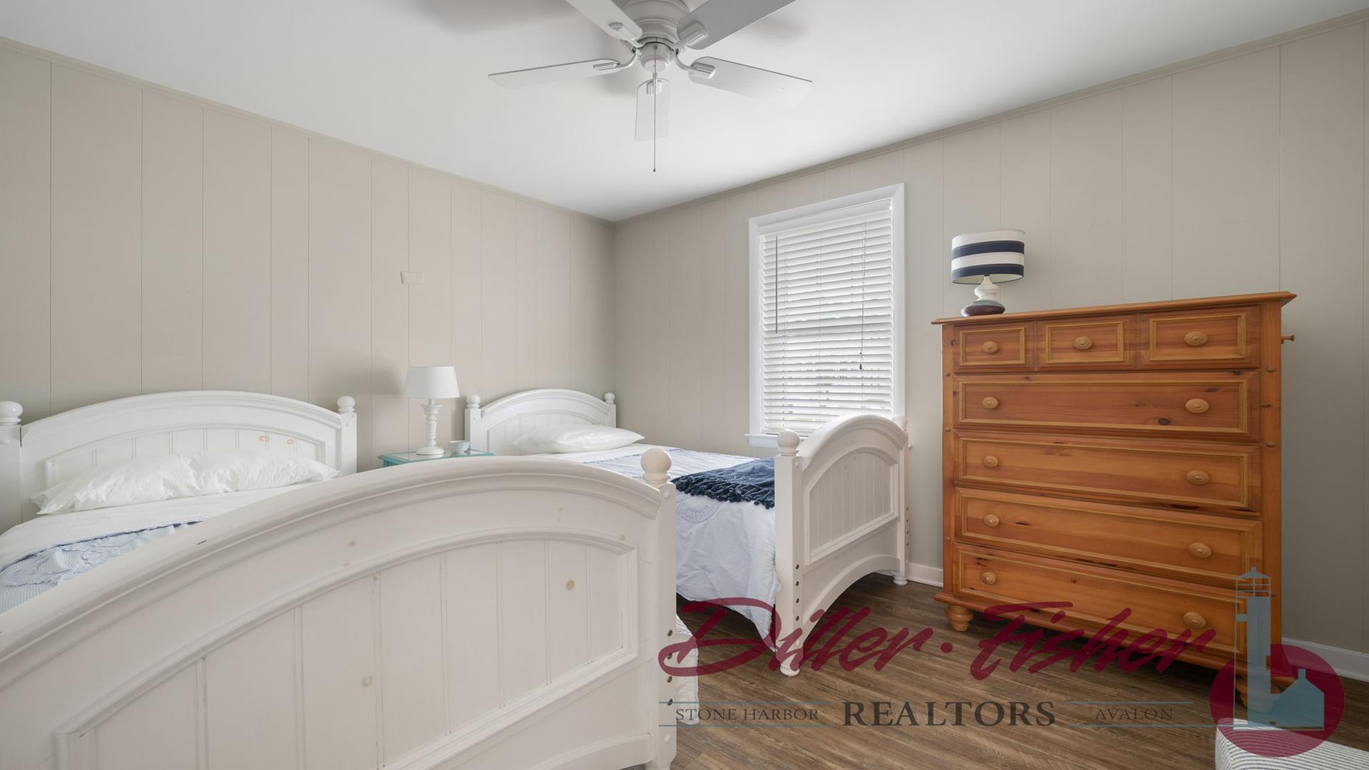 171 25th Street, Avalon (Center)