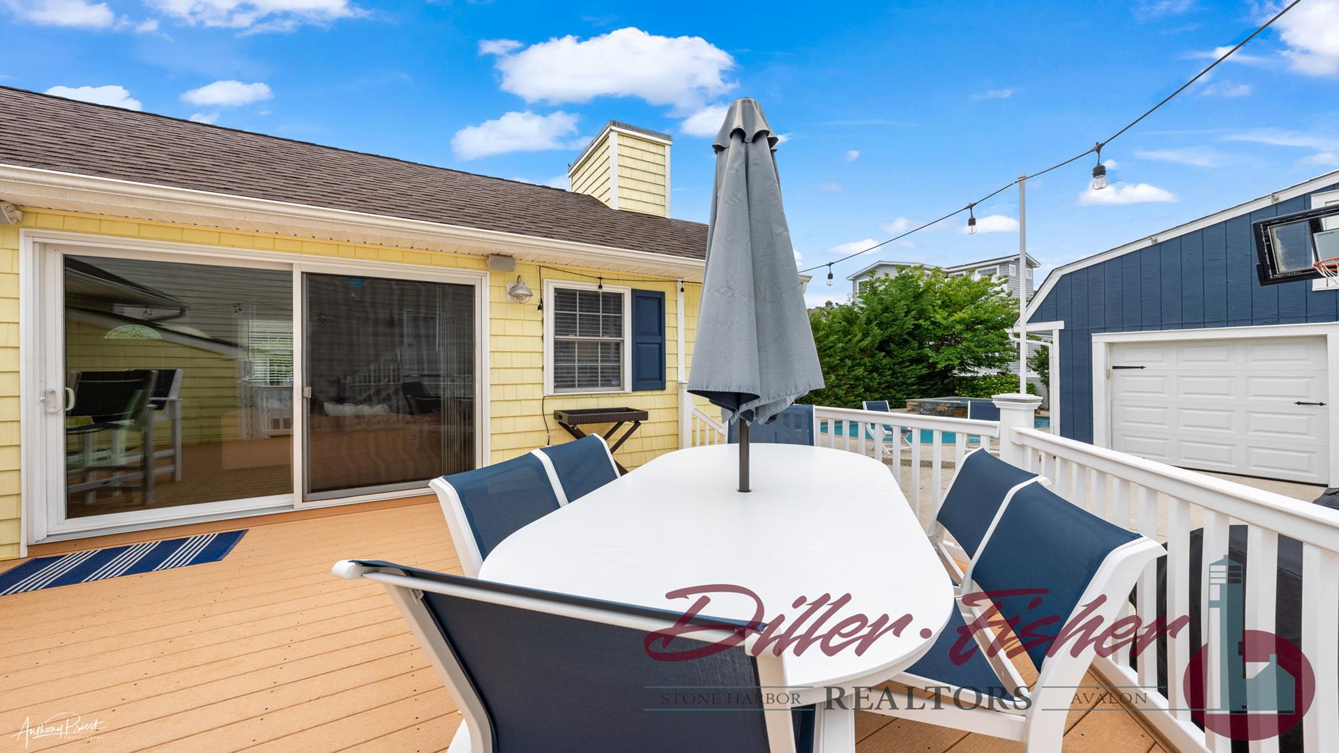 171 25th Street, Avalon (Center)