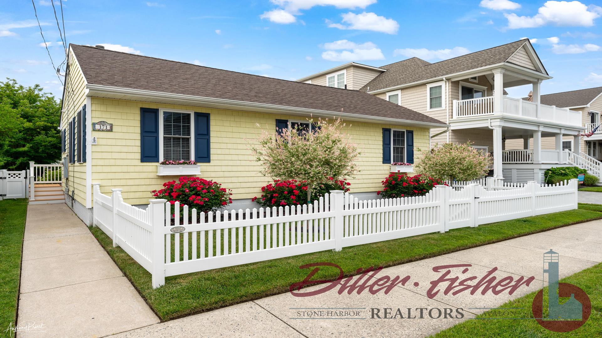 171 25th Street, Avalon (Center)