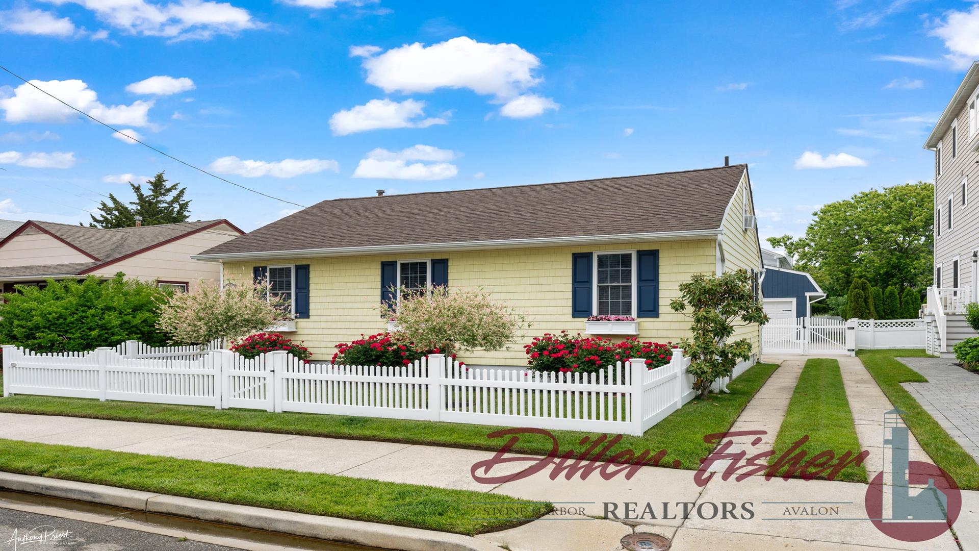 171 25th Street, Avalon (Center)