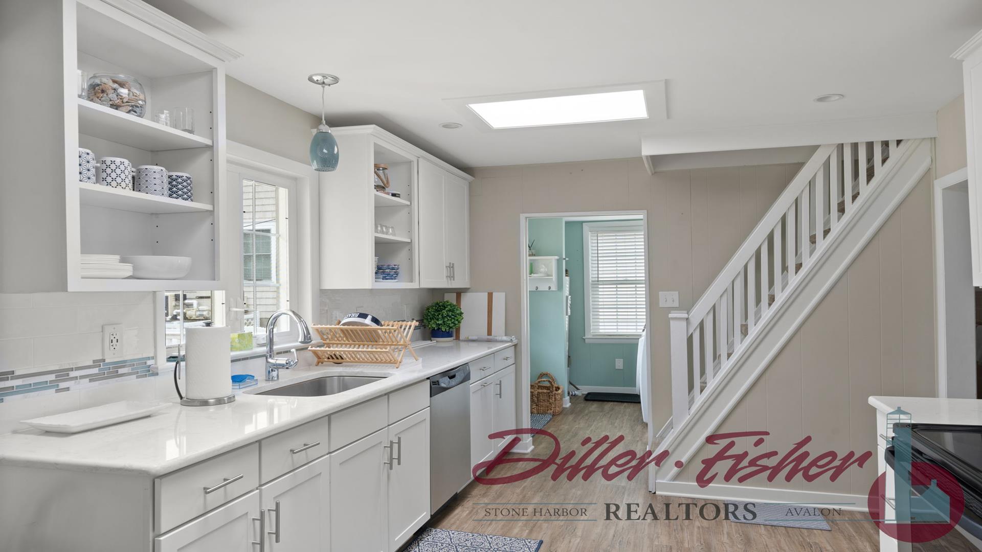 171 25th Street, Avalon (Center)