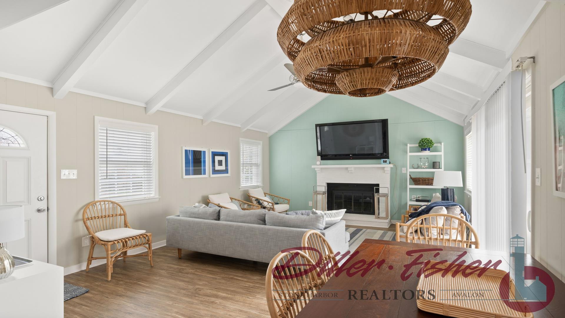 171 25th Street, Avalon (Center)