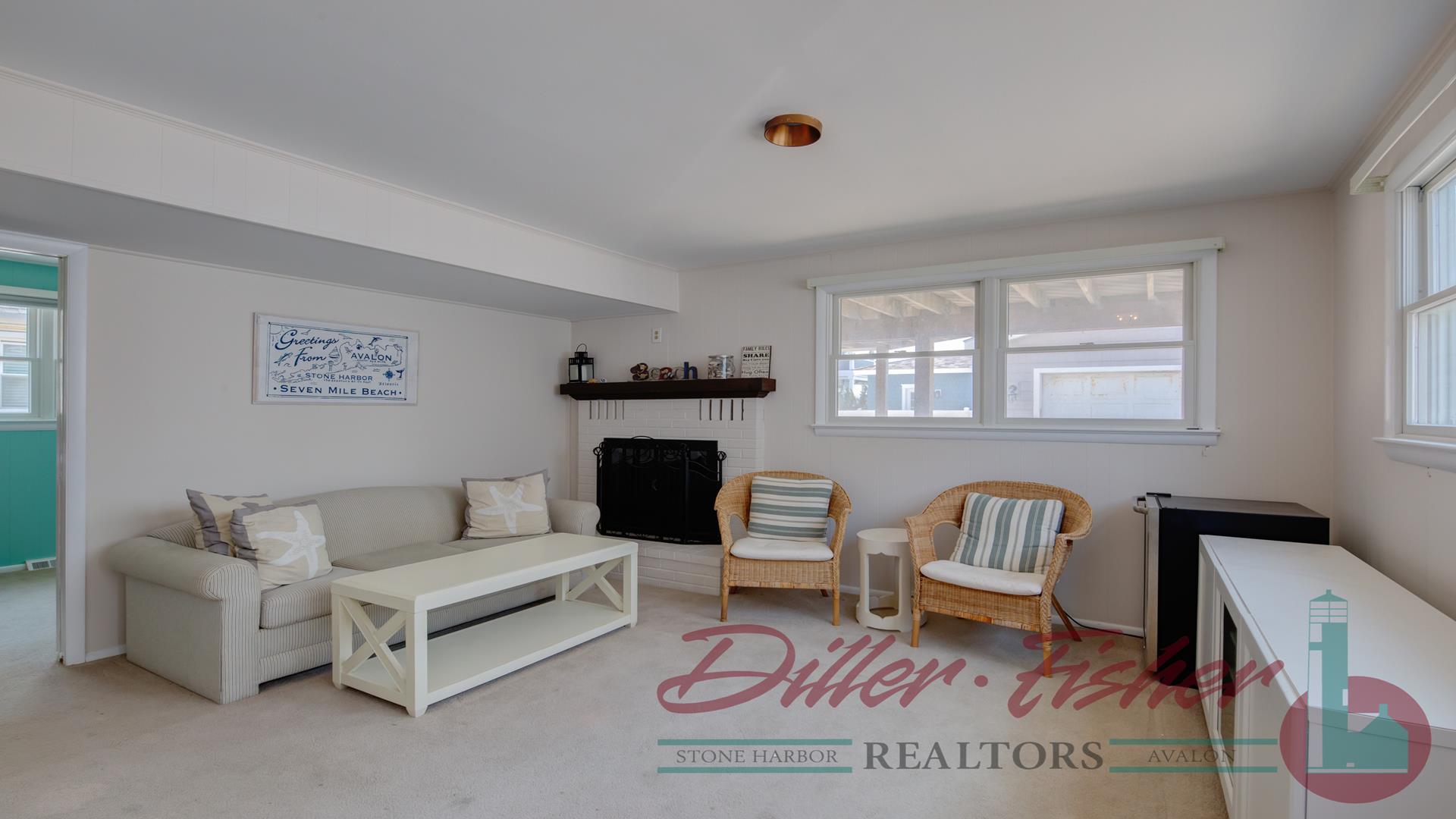 10014 First Avenue, Stone Harbor (Beach Block)