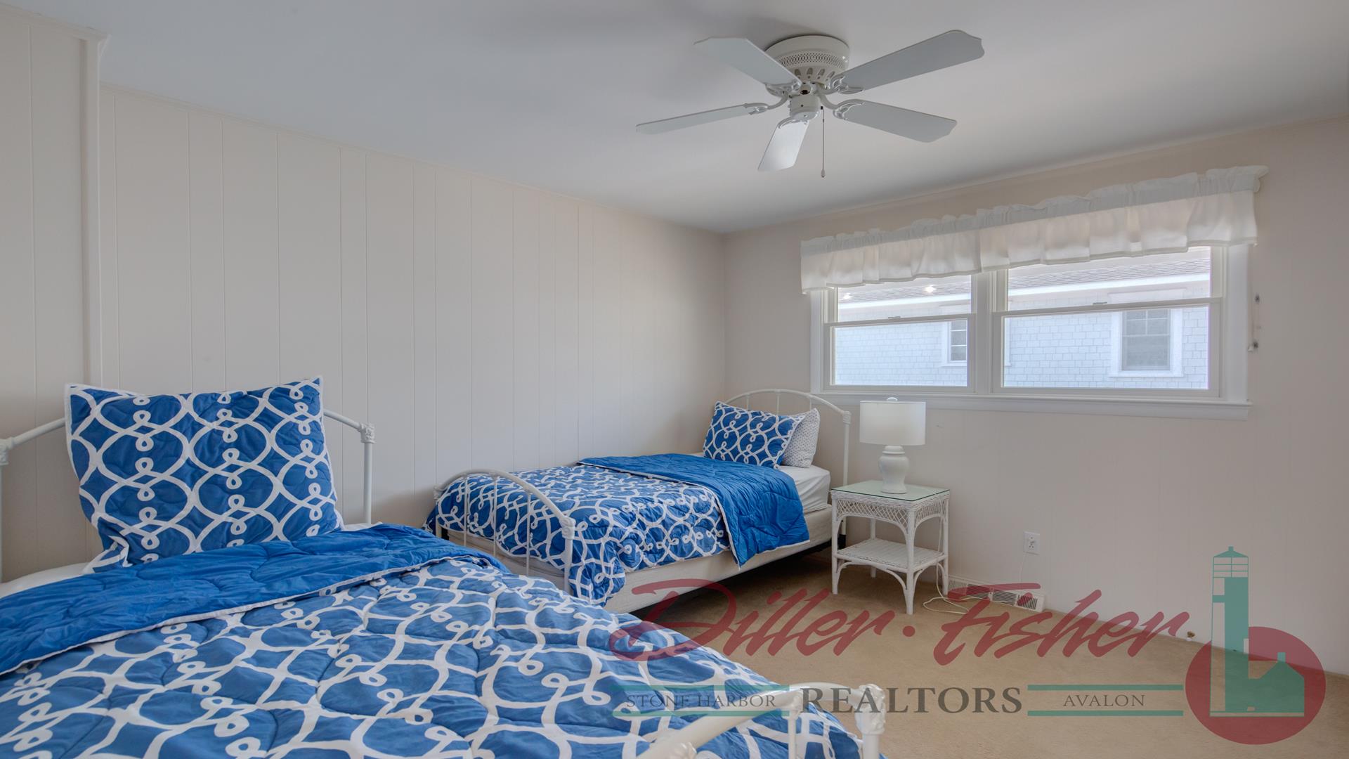 10014 First Avenue, Stone Harbor (Beach Block)