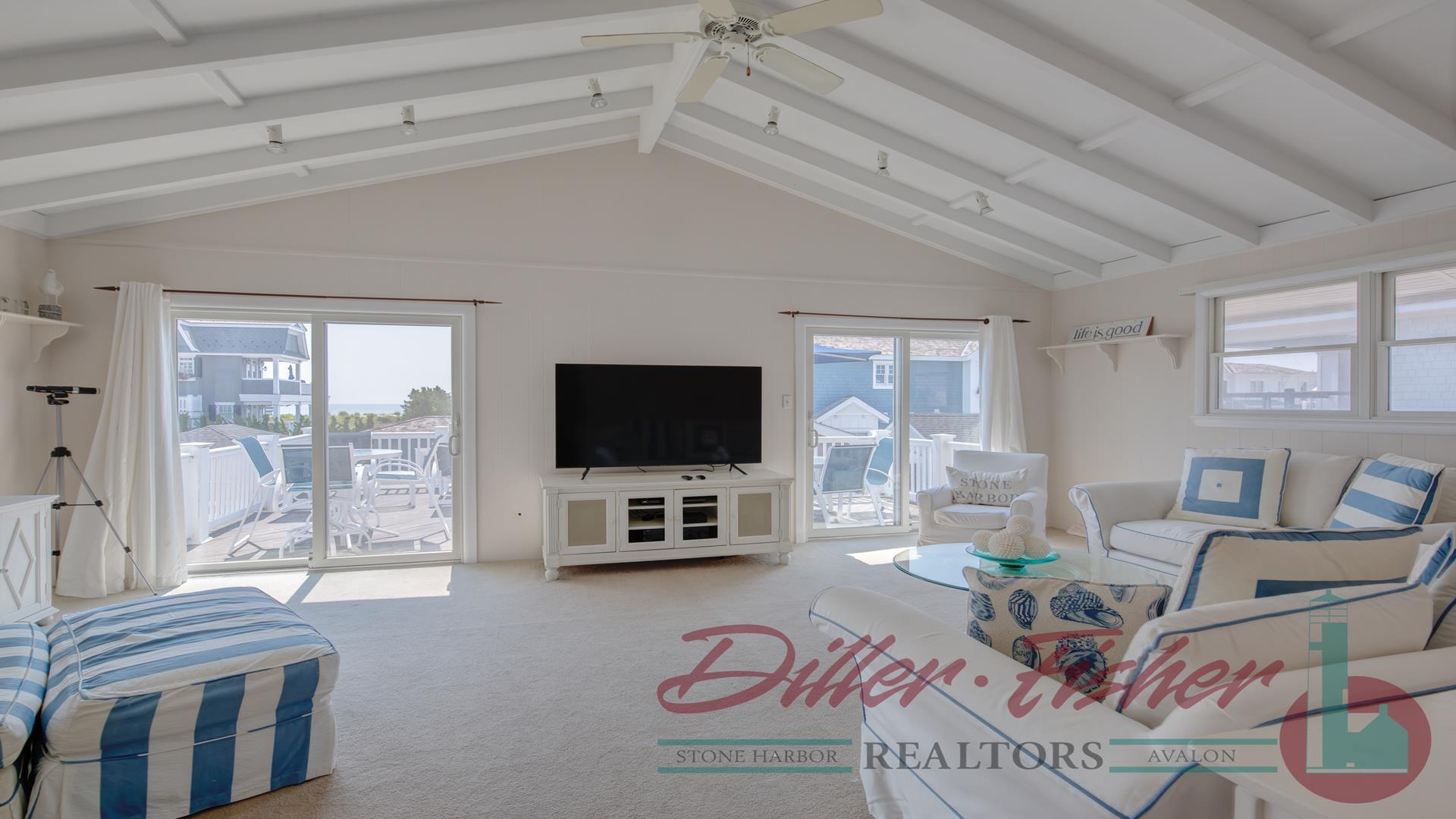 10014 First Avenue, Stone Harbor (Beach Block)