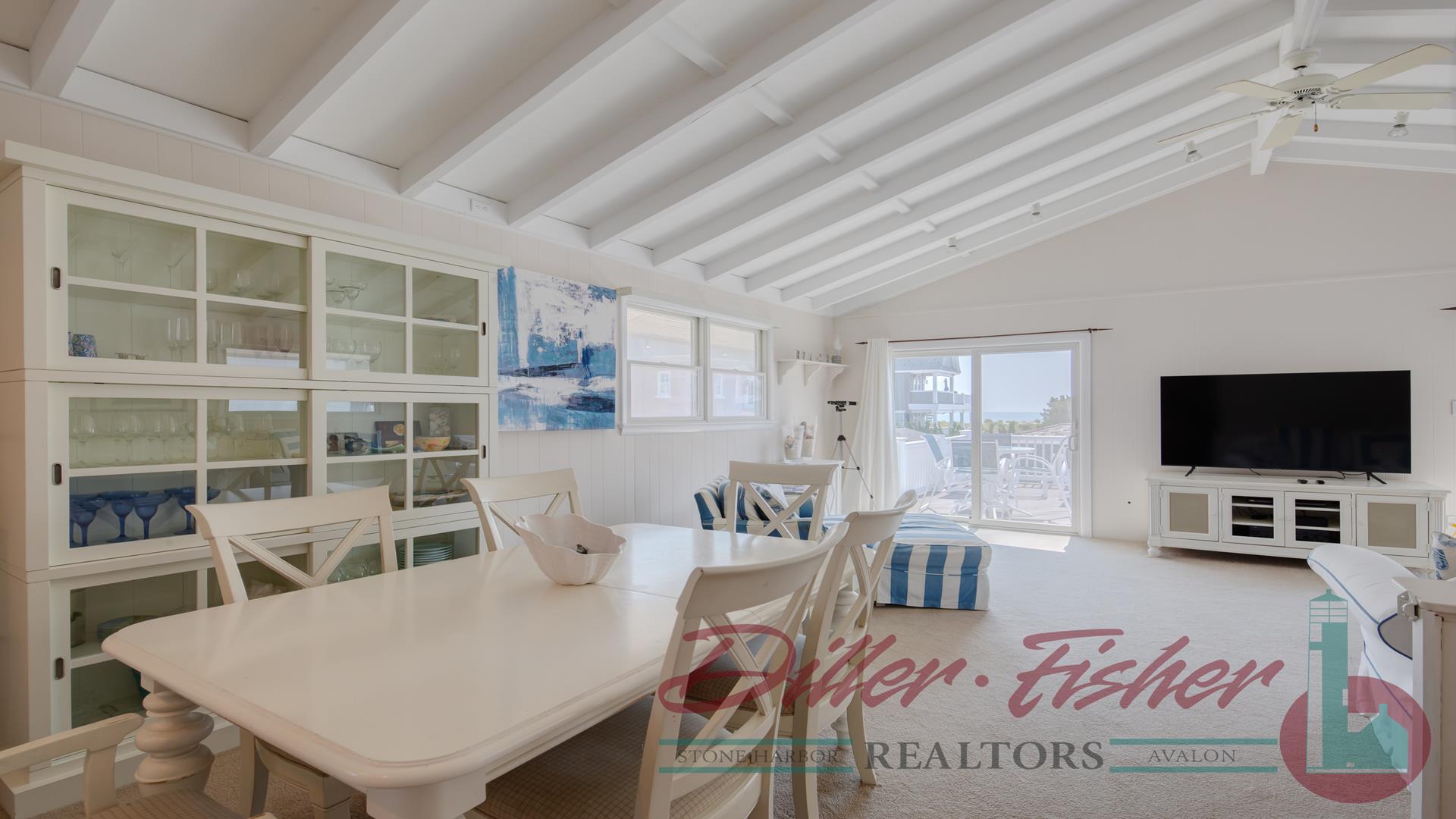 10014 First Avenue, Stone Harbor (Beach Block)