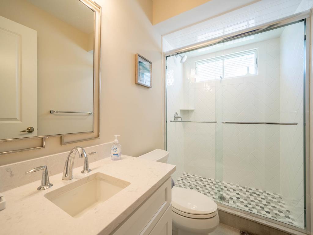 289 65th Street | Photo 4