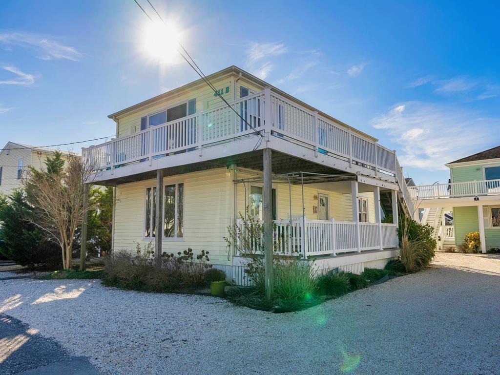 411 98th Street | Photo 3