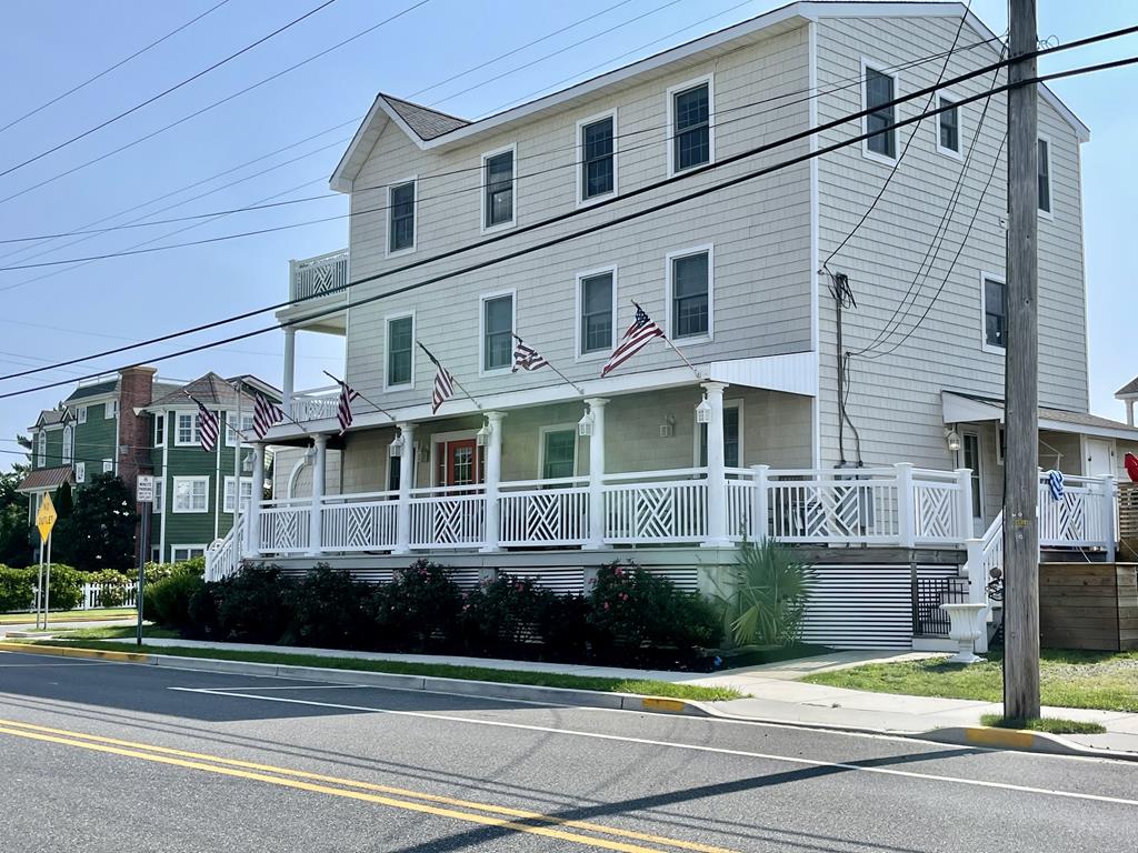 401 Commonwealth - 1st Floor, Strathmere