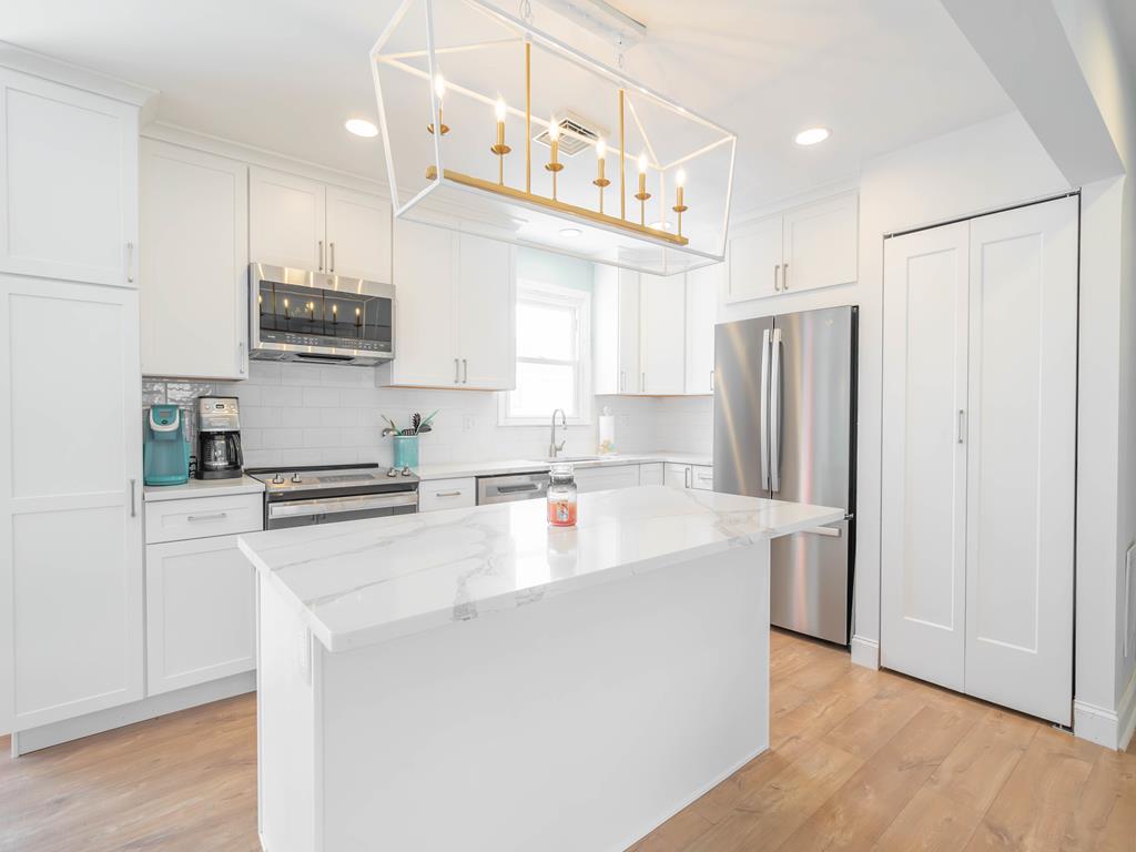 225 81st Street | Photo 4