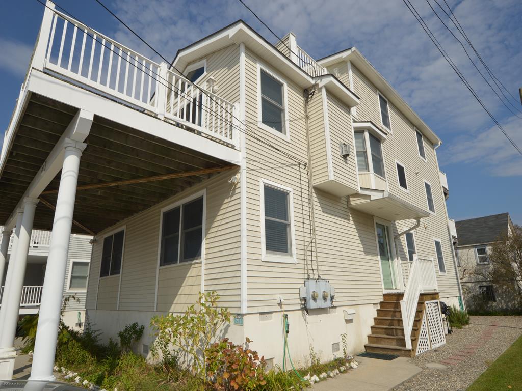 213 34th Street - Avalon