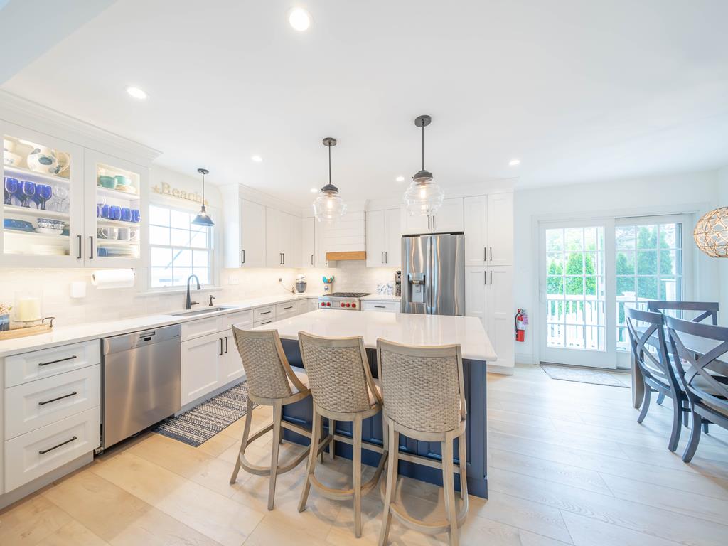 237 109th St | Photo 3