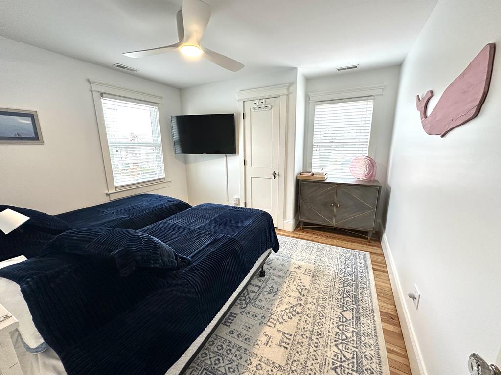 Large Home Beach Block - 18 Stockton Place | Photo 23