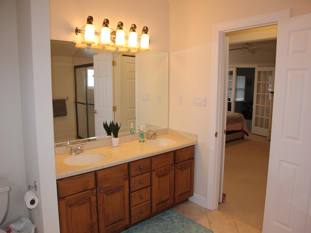 8223 Sounds Avenue, Sea Isle City (Bay Side)